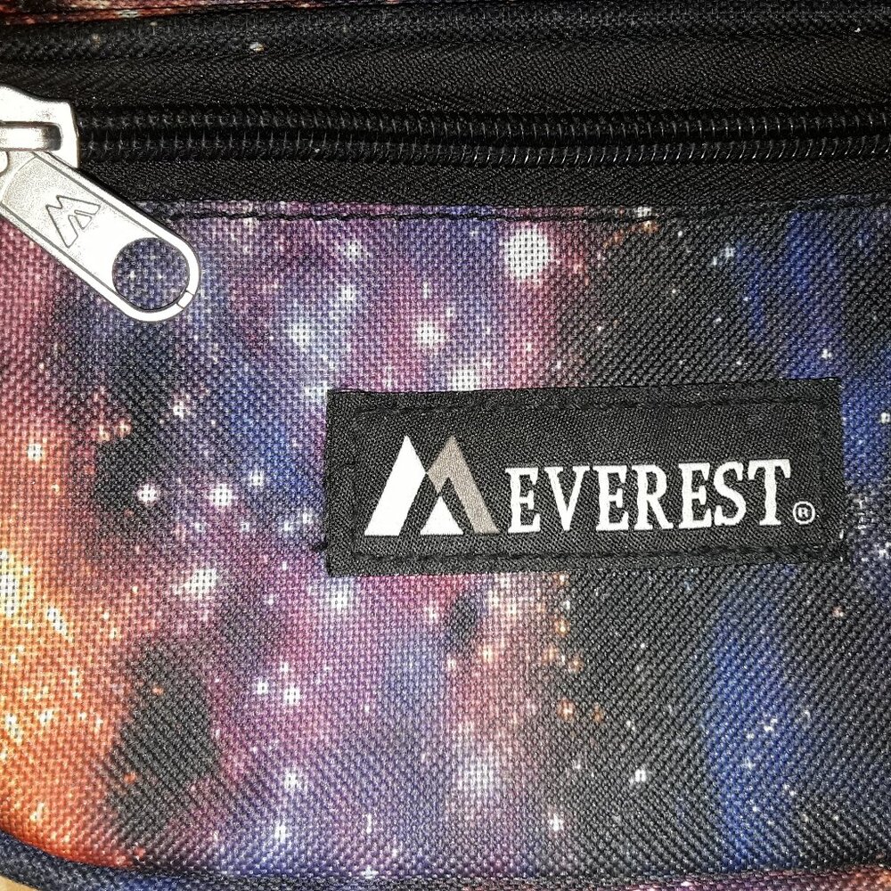 Everest | galaxy cosmic print | fanny pack | belt bag - Picture 4 of 14